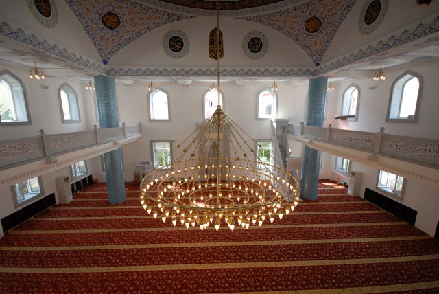 omer-hekim-camii-03